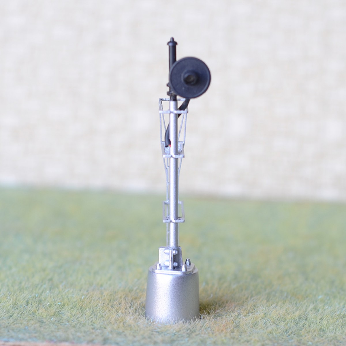 1 x HO scale model railroad tri-colors searchlight signal metal round pier #02RH